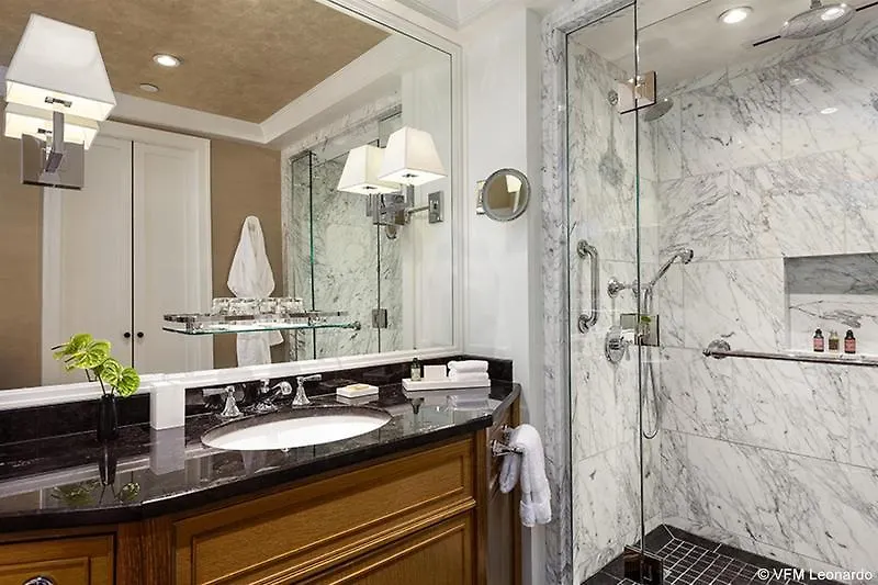 Hotel Four Seasons İçmeler
