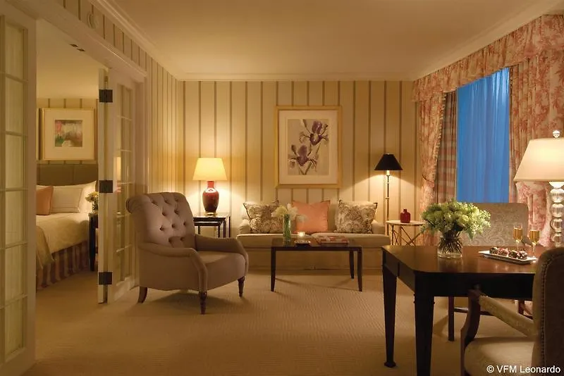 Hotel Four Seasons İçmeler