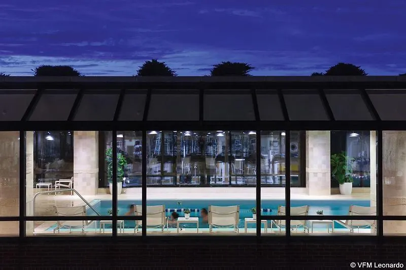 Hotel Four Seasons İçmeler