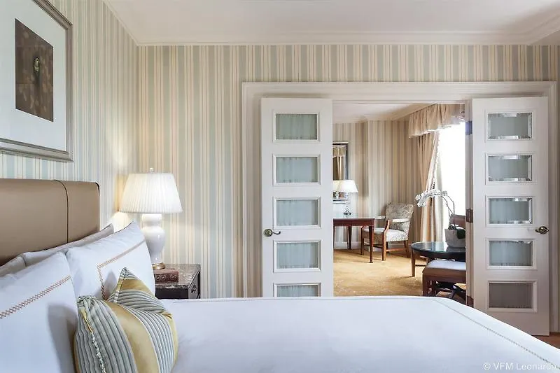 Hotel Four Seasons İçmeler 2*,