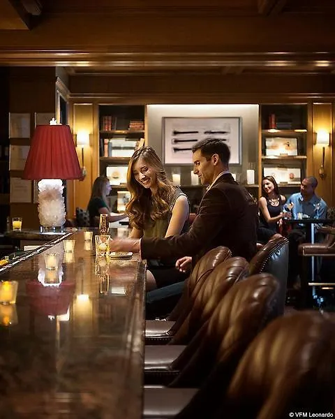 Hotel Four Seasons İçmeler